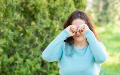 What Causes Stinging, Burning, or Watery Eyes?